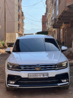 voitures-volkswagen-tiguan-2017-r-line-taher-jijel-algerie