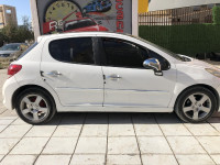 voitures-peugeot-207-2010-bordj-bou-arreridj-algerie