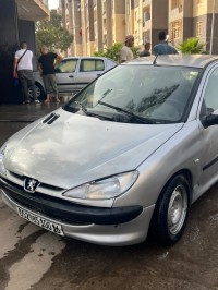 سيارات-peugeot-206-2000-باب-الزوار-الجزائر