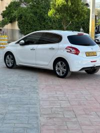 سيارات-peugeot-208-2015-allure-سدراتة-سوق-أهراس-الجزائر