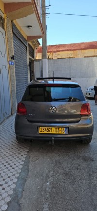 سيارات-volkswagen-polo-2013-black-et-silver-برج-الكيفان-الجزائر