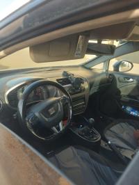 سيارات-seat-leon-2012-مازونة-غليزان-الجزائر