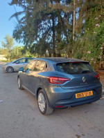 voitures-renault-clio-5-2021-blida-algerie