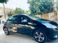 voitures-peugeot-208-2013-lardjem-tissemsilt-algerie