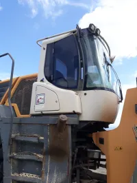 Liebherr L586 2plus2 2011