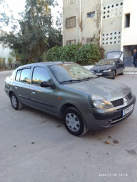 voitures-renault-clio-classique-2002-oued-athmania-mila-algerie