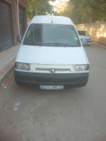 voitures-peugeot-expert-2000-sidi-bel-abbes-algerie