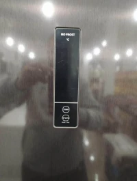CONGÉLATEUR VERTICAL MIDEA 