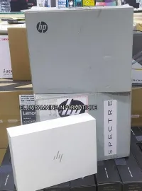 HP Spectre x360 2-in-1-14 (CONVERTIBLE)-CORE i7-12TH EME /RAM 16GB /SSD 1TB /ECRAN 13.5 TACTILE 360 