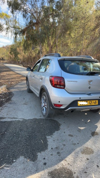 voitures-dacia-sandero-2021-techroad-ammi-moussa-relizane-algerie