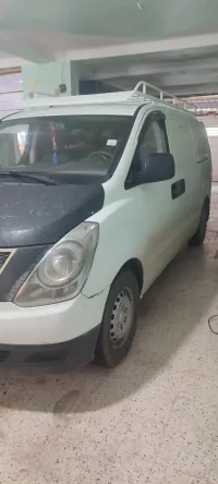 Hyundai H1 2011 Tolé