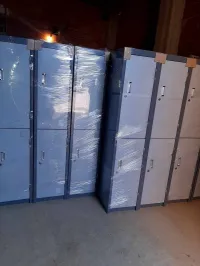 VESTIAIRE HAUTE METALLIQUE 4 PORTES IMPORTATION (DEUX SUPERPOSE)