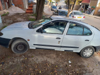 voitures-renault-megane-1-1997-beni-maouche-bejaia-algerie