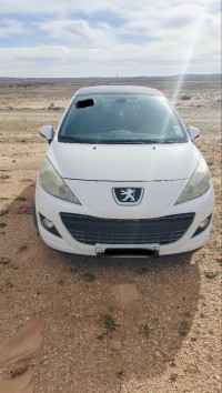 voitures-peugeot-207-2012-aflou-laghouat-algerie