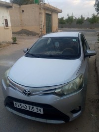 سيارات-toyota-yaris-2015-حساني-عبد-الكريم-الوادي-الجزائر