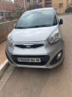 voitures-kia-picanto-2014-alger-centre-algerie