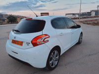 voitures-peugeot-208-2013-allure-tlemcen-algerie