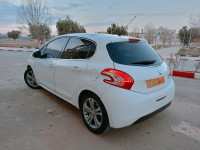 voitures-peugeot-208-2013-allure-tlemcen-algerie