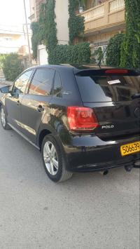 سيارات-volkswagen-polo-2013-black-et-silver-برج-بوعريريج-الجزائر