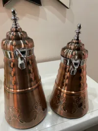 Deux thermos utilisés une fois