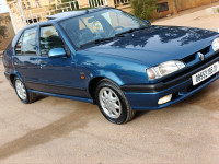 voitures-renault-19-1995-r19-algerie