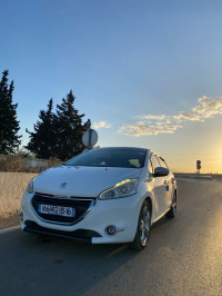 voitures-peugeot-208-2015-allure-facelift-blida-algerie