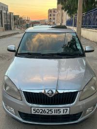 سيارات-skoda-fabia-2015-fresh-الجلفة-الجزائر