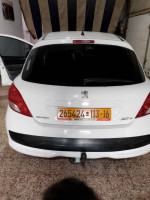 voitures-peugeot-207-plus-2013-kolea-tipaza-algerie