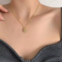 necklaces-pendants-previous-next-collier-avec-pendentif-magnetique-bijou-en-forme-de-trefle-porte-bonheur-pour-femme-ain-benian-algiers-algeria