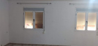 appartement-location-f3-oran-es-senia-algerie