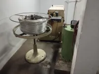 بيع مصنع كامل لصناعة البراغي و المسامير ن usine de rivets et clous 