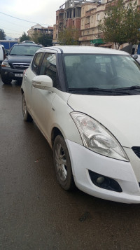 voitures-suzuki-swift-2014-timezrit-boumerdes-algerie