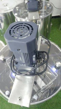 EXTRACTEUR ELECTRIQUE DE MIEL A 2 CADRES HE-2E 