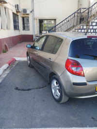 voitures-renault-clio-3-2009-bouira-algerie