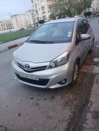 voitures-toyota-yaris-2013-melbou-bejaia-algerie