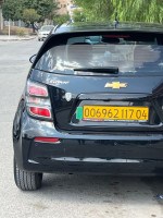 voitures-chevrolet-sonic-2017-new-oum-el-bouaghi-algerie