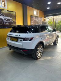 Land Rover Range Rover Evoque 2012 Dynamique 5 Portes thumbnail 3