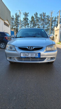 voitures-hyundai-accent-2011-gls-khemis-el-khechna-boumerdes-algerie