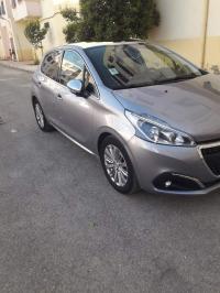 سيارات-peugeot-208-2019-باتنة-الجزائر