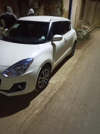 voitures-suzuki-swift-2022-hammedi-boumerdes-algerie