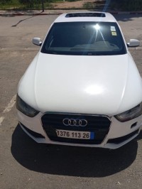 سيارات-audi-a4-2013-المدية-الجزائر