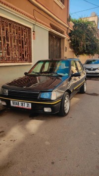 سيارات-peugeot-205-1987-junior-الكرمة-وهران-الجزائر