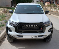 voitures-toyota-hilux-2024-gr-saudi-el-eulma-setif-algerie