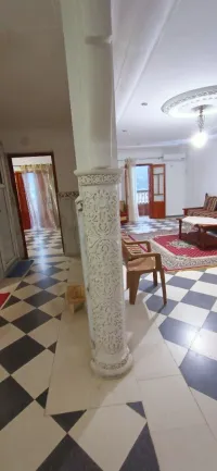 Location Appartement Niveau de villa F3 Skikda Collo