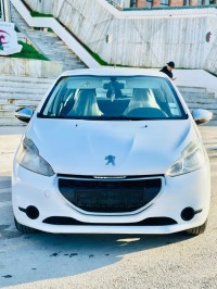 voitures-peugeot-208-2015-silver-line-mila-algerie