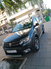 voitures-dacia-sandero-2019-stepway-techroad-oran-algerie