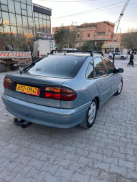 voitures-renault-laguna-1-1999-msila-algerie