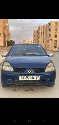 voitures-renault-clio-classique-2004-djelfa-algerie