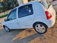 citadine-renault-clio-campus-2015-bye-menaceur-tipaza-algerie