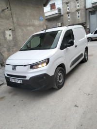 voitures-fiat-doblo-2024-guelal-setif-algerie